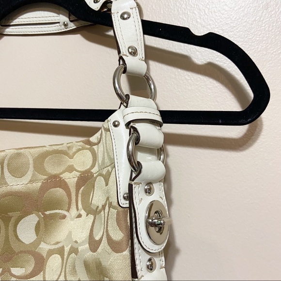 Coach• signature medium Carly bag gold and white - Picture 3 of 14